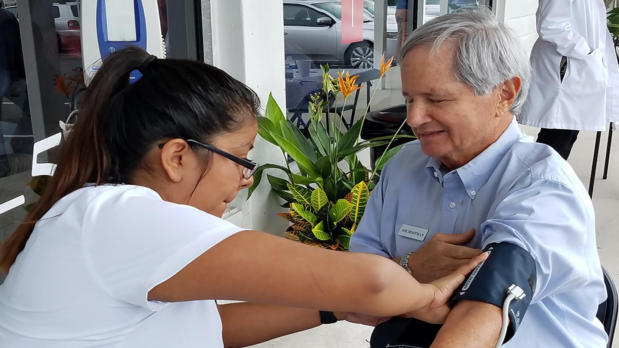 Home 2 PaniraHealthcare | Walk-in Clininc Naples Fl | Non-profit clinic